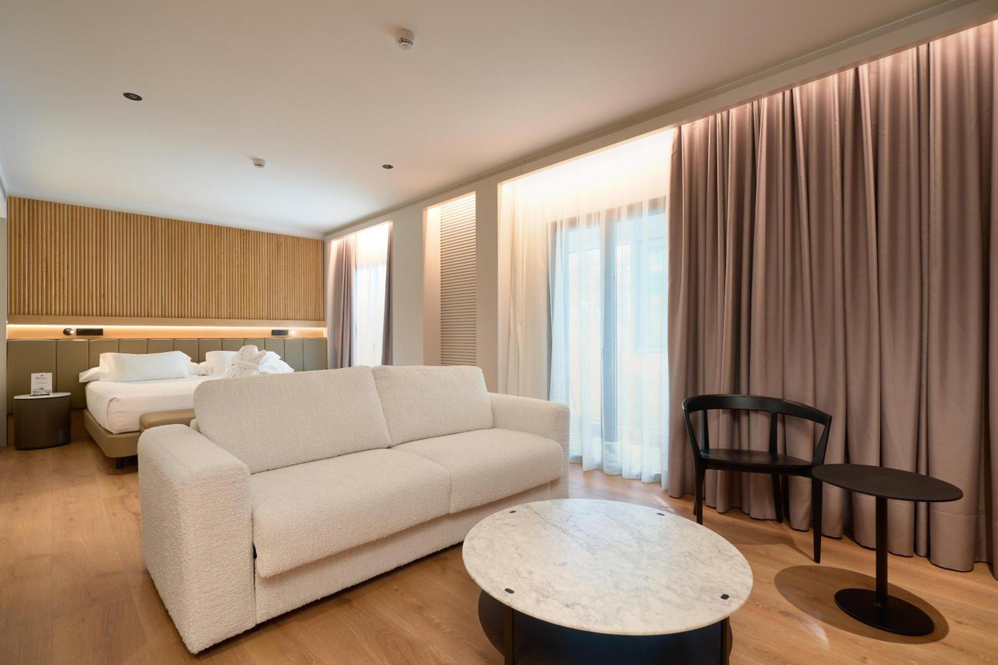 Hotel Becquer Севиля Екстериор снимка