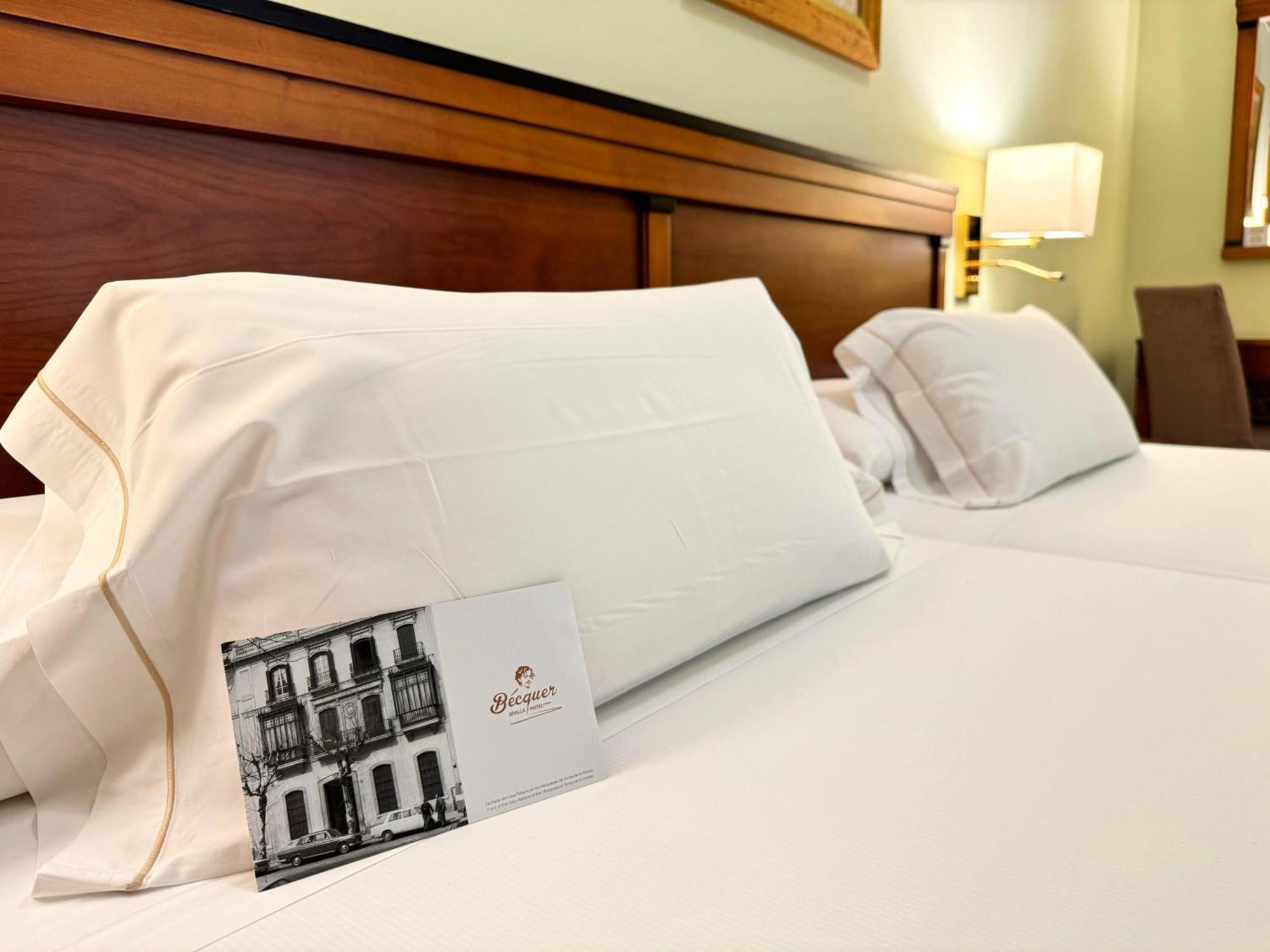 Hotel Becquer Севиля Екстериор снимка